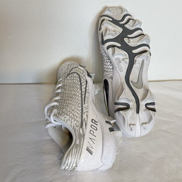 Nike Vapor Edge Shark Soccer Cleats Kids White/Grey – Size 4Y - Picture 5 of 9